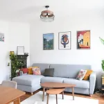 Bright Apartment In The Heart Of Batignolles